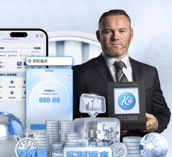 记者：迷你罗正在皇马青训营训练，乔治娜在看台上关注